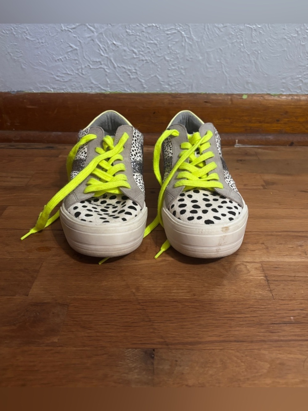 Gianni Bini animal print fashion sneakers - Picture 2 of 7